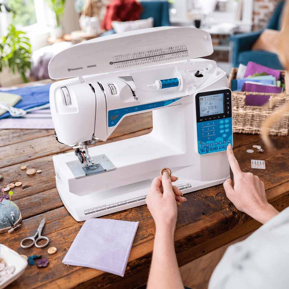 Viking Sewing Machines HUSQVARNA® VIKING® OPAL™ 650 Sewing Machine