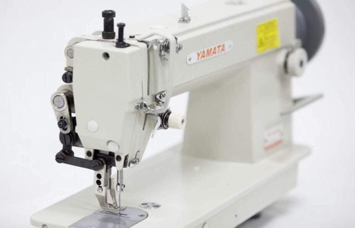 Yamata Lockstitch Machines Yamata FY5318 Walking Foot Lockstitch Upholstery Leather Sewing Machine Servo Motor,Table.Assembly Required